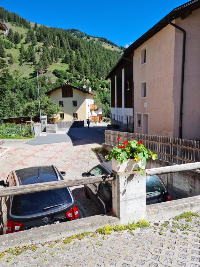 Lumpaz Lägenhet Santa Maria Val Müstair Exteriör bild